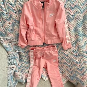 Nike baby girls track suit